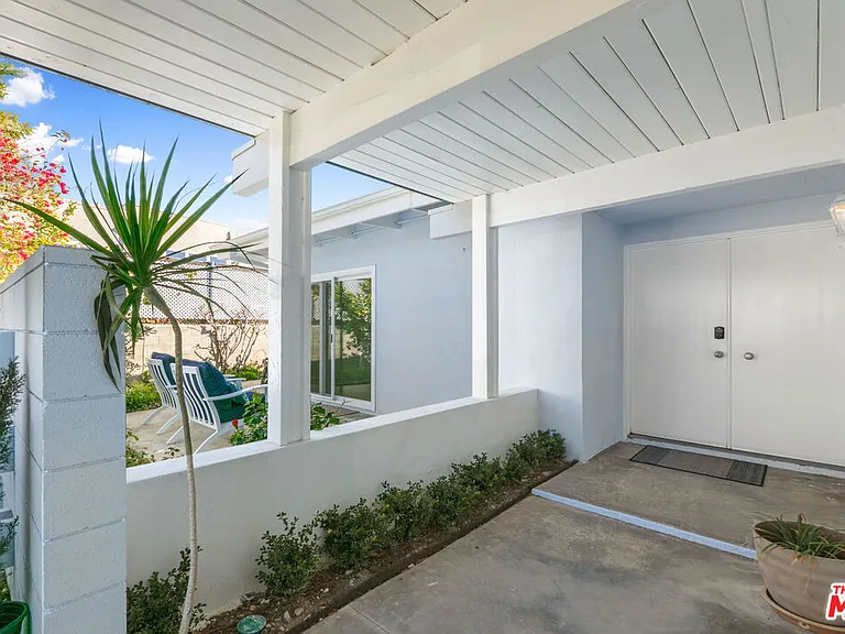3636 Oceanhill Way — Photo 24