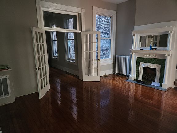 3rd image of 2020 W Grace St #1