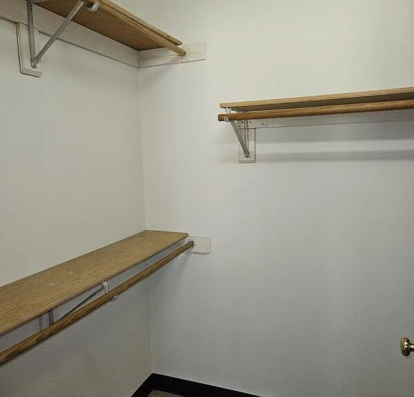 436 Sullivan St #10 — Photo 14