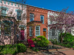 327 9th St SE, Washington, DC 20003