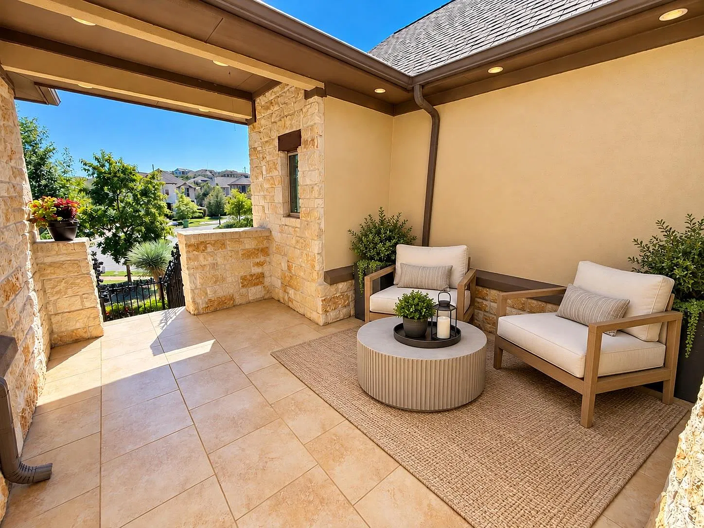 3 bed, 2.5 bath, 2593 sqft, $4,700 — Photo 4