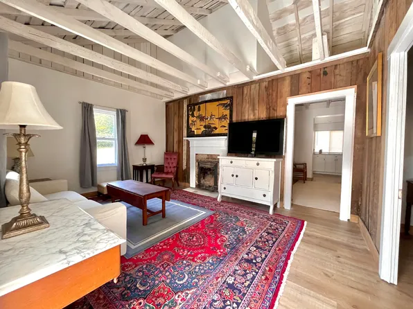 113 Christmas Ridge Rd, Berea, KY 40403