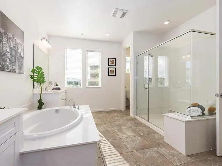 5649 Dublin Blvd — Photo 9