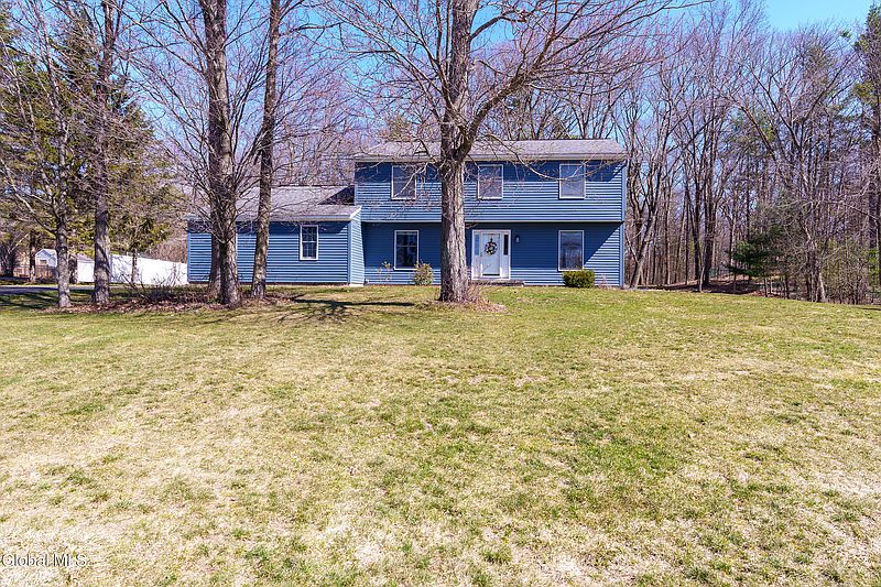 2nd image of 24 Huntswood Lane