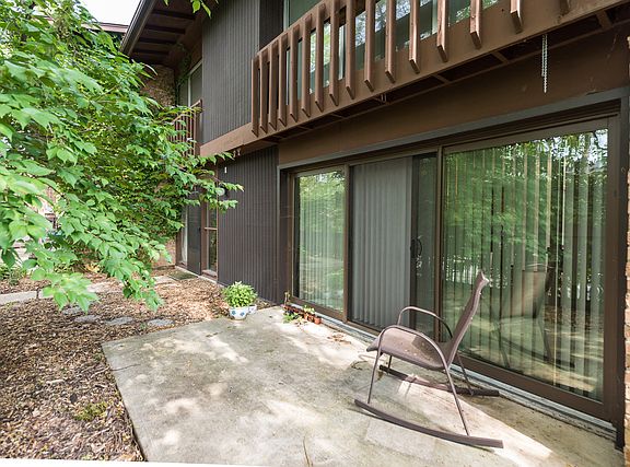 5th image of 5925 Oakwood Dr #142-D