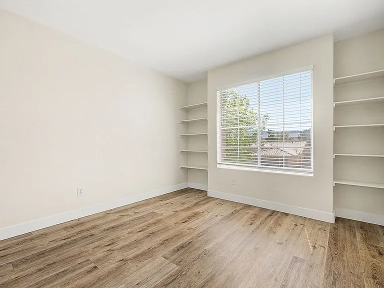 7804 Amulet St — Photo 28