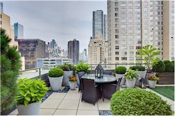 Rented by Focus Real Estate Group | media 97