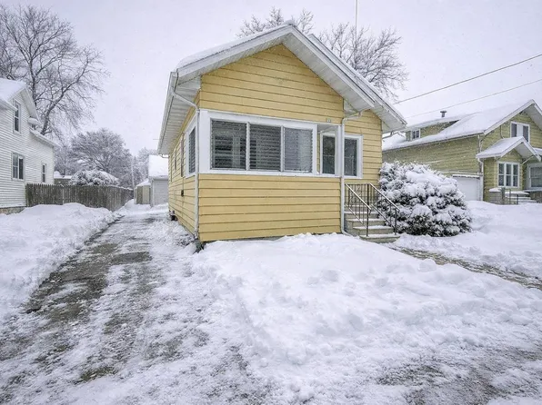 708 Bowen St, Oshkosh, WI 54901