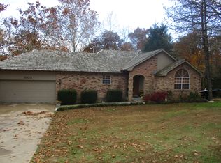 3105 Cardinal Creek Cir, Bentonville, AR 72712