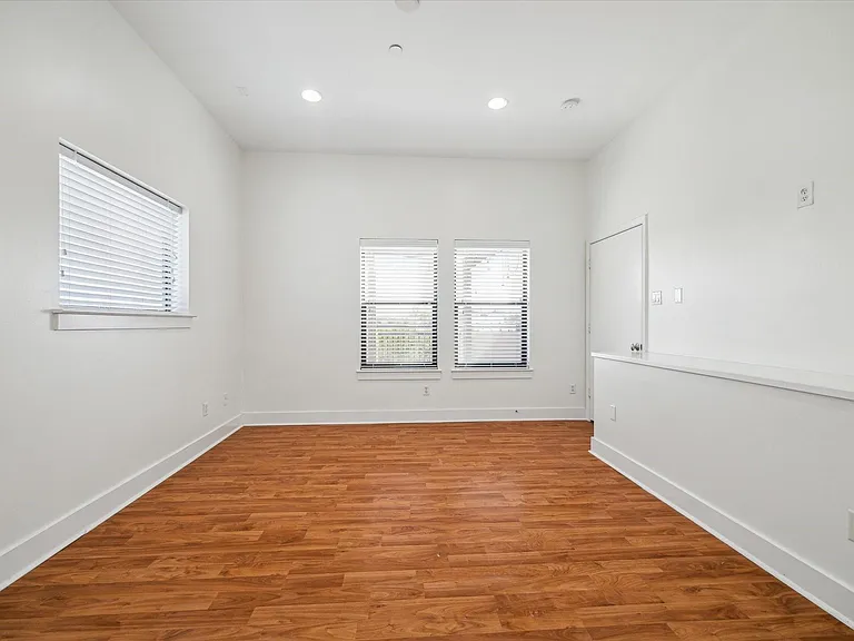 1316 Welch St — Photo 16