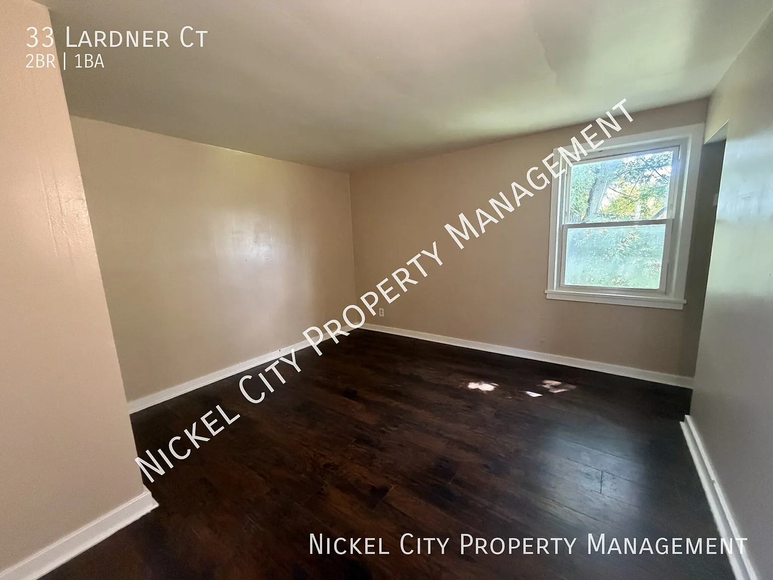 33 Lardner Court — Photo 3