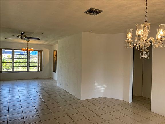 2nd image of 3471 SW 15 Court