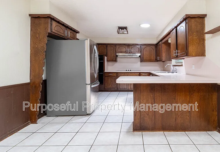 9317 NE Sherwell Dr — Photo 5