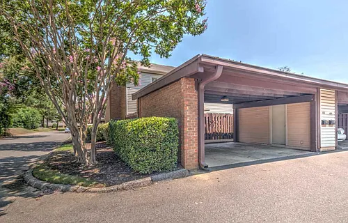 476 Jack Kramer Dr Photo 1