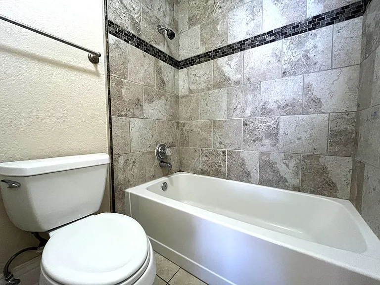 2550 San Gabriel Way #104 — Photo 19