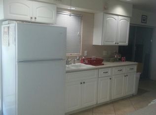 1209 E Venice Ave, Venice, FL 34285