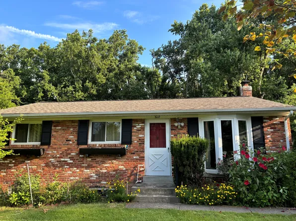 5117 Brentford Dr, Rockville, MD 20852