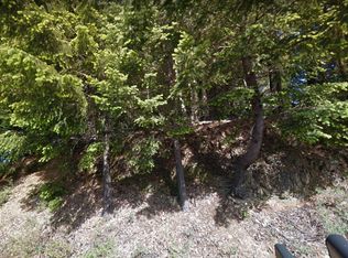 1175 Toth Rd, Whitethorn, CA 95589