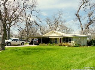 110 Colorado Ln, Seguin, TX 78155