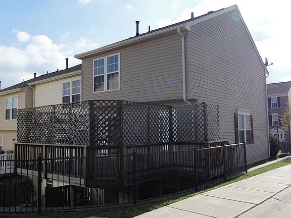 Rear View (enclosed screened Deck)