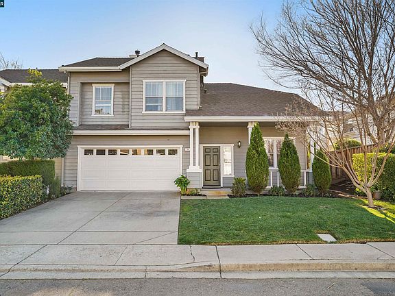 2nd image of 34 Elmwood Dr