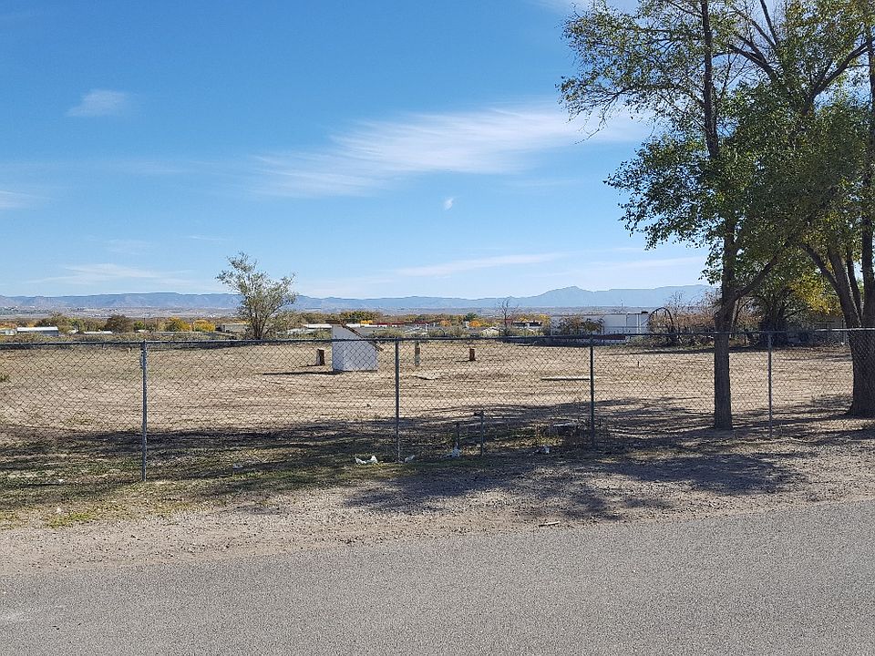 2nd image of 2708 Barcelona Pl SW