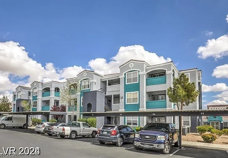 6955 N Durango Dr #2011 — Photo 4