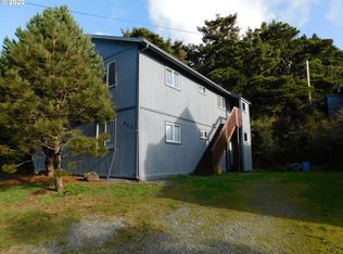 820 Jackson St, Port Orford, OR