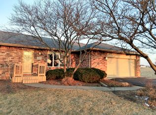 1834 N Wynn Rd, Oregon, OH 43616