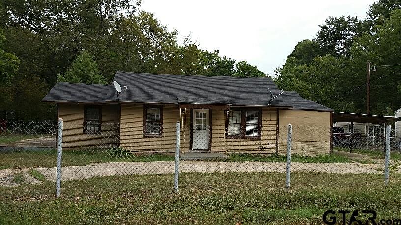1st image of 1118 Hutchings Blvd