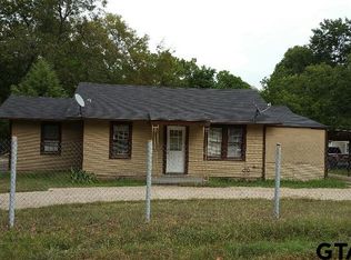 1118 Hutchings Blvd, Longview, TX 75602