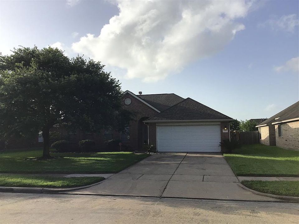 1st image of 1914 Quiet Hollow Dr