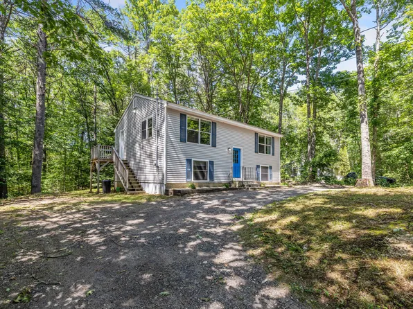 47 Nob Hill Road, Limerick, ME 04048