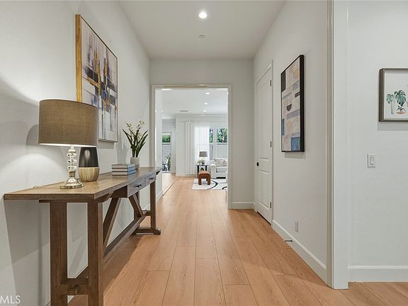 3rd image of 108 Henderson