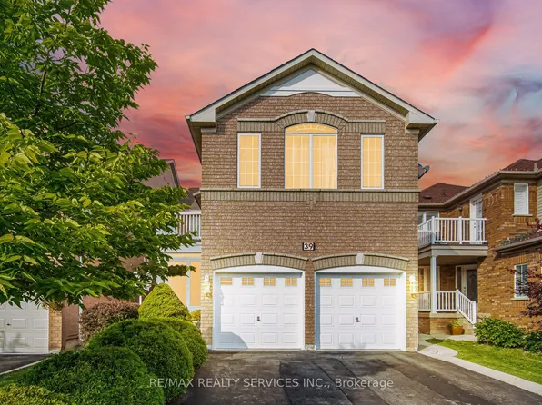 39 Legend Ln, Brampton, ON L6X 5B6