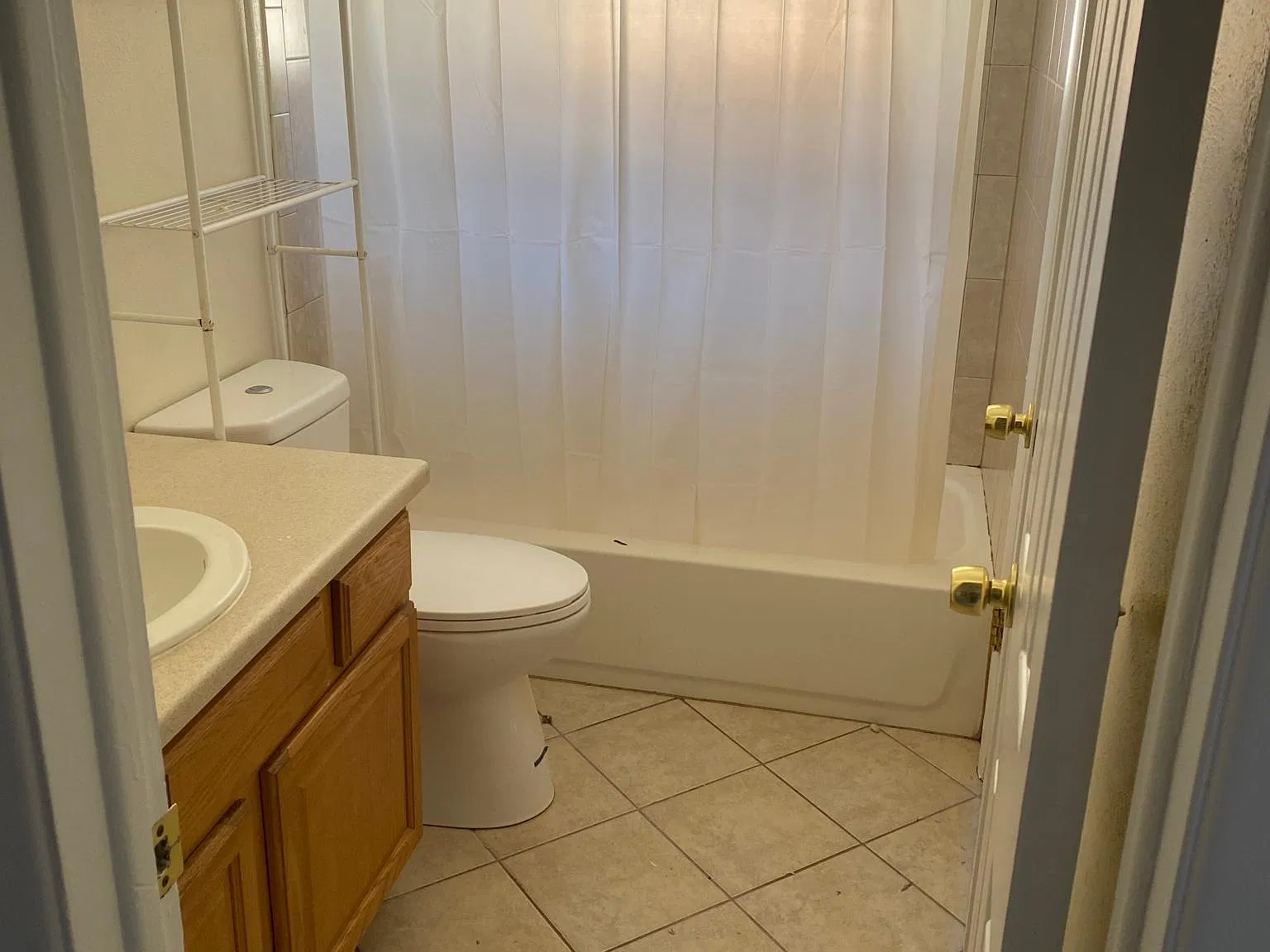 2 bed, $2,000 — Photo 4