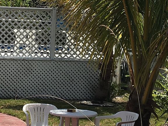 4th image of 3918 Seminole Ave
