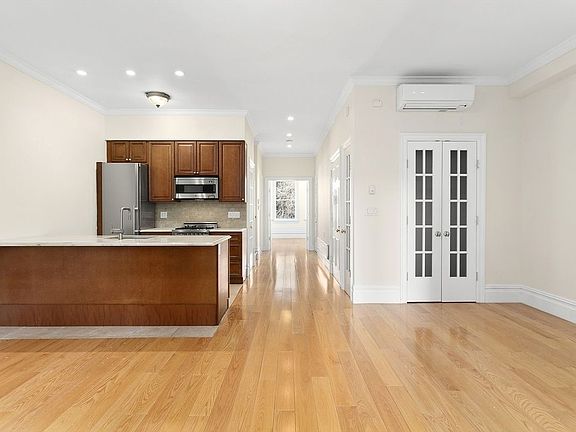 5th image of 152 9th Ave APT 1