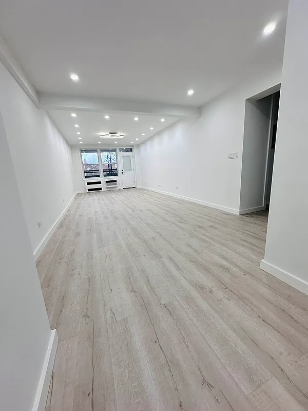 60-11 Broadway Unit 5R  