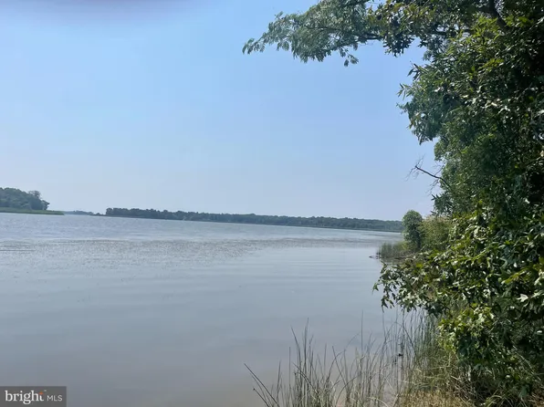 Main Ave, Middle River, MD 21220