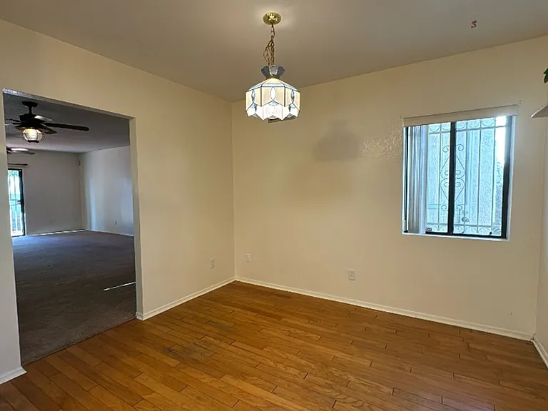 1041 Carmelita Dr — Photo 9