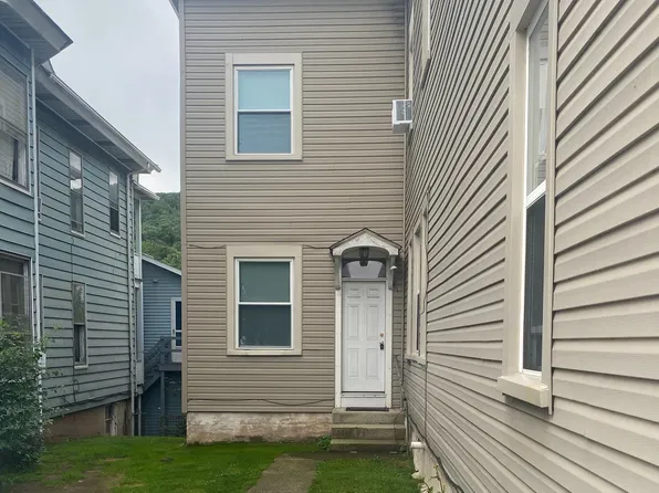 18 E Main St #1, Elizabethville, PA 17023
