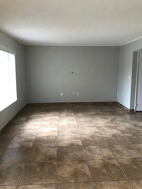 2 bed, 2.0 bath, 910 sqft, $2,100 — Photo 4