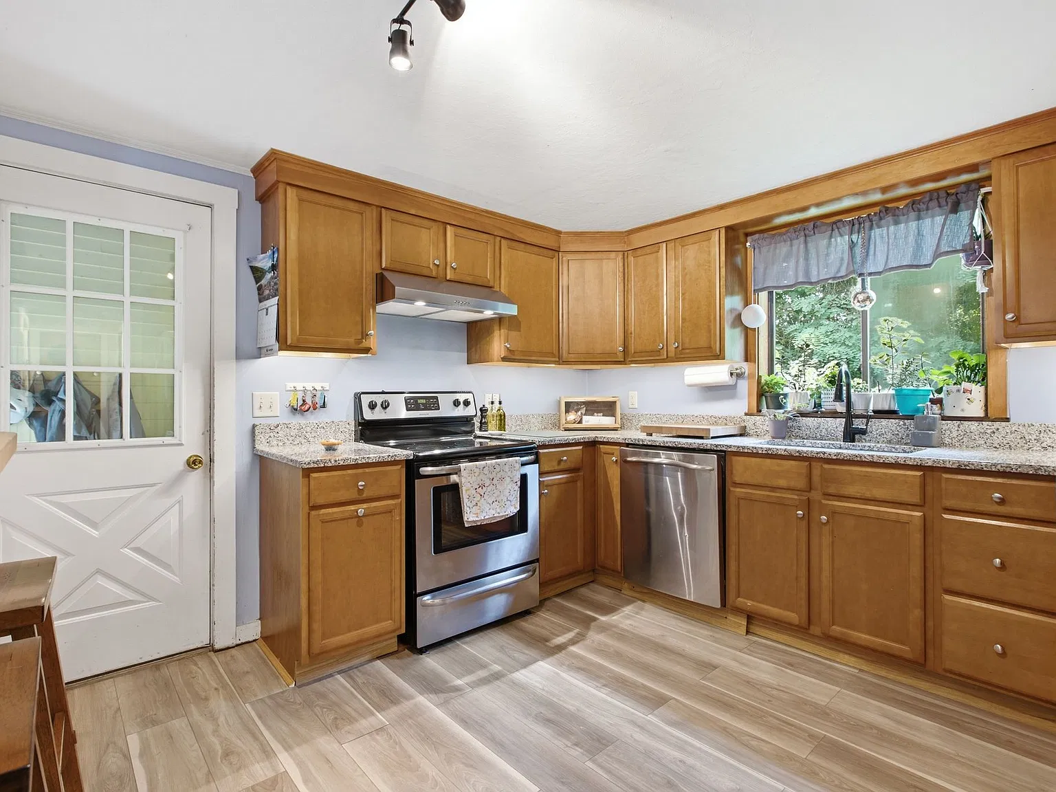 4 bed, 1116 sqft, $2,800 — Photo 4