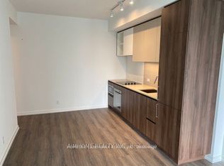 7890 Jane St #1111, Vaughan, ON L4K 4L8