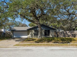 2111 Capeheart St, Ingleside, TX 78362