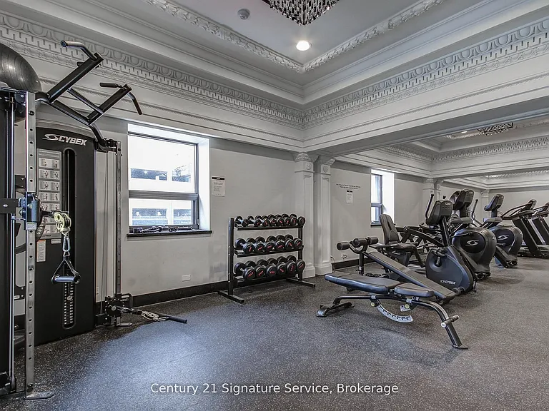 118 King St E #LPH16 — Photo 26