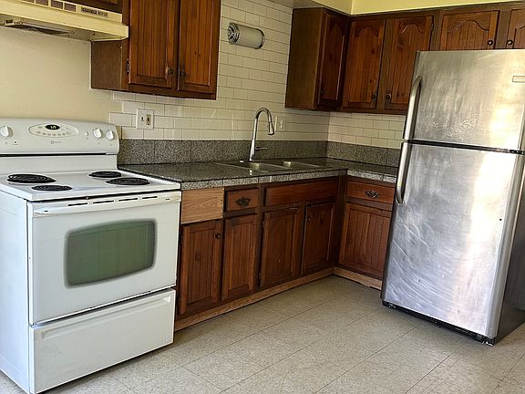 4th image of 1218 W 28th St #1218.5