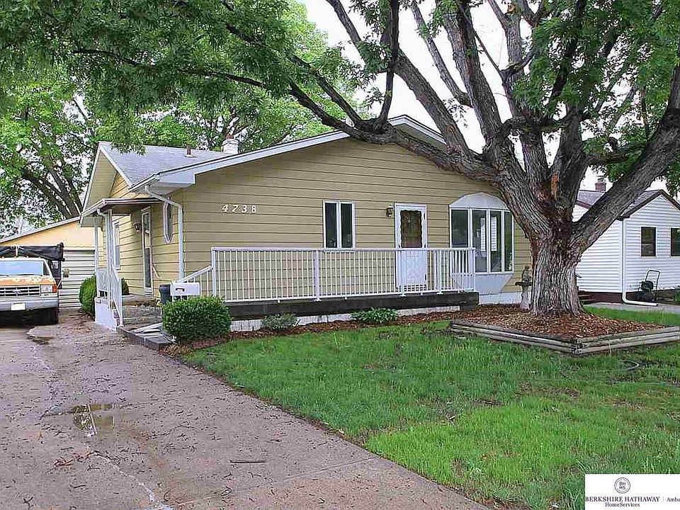 1st image of 4738 S 53rd St