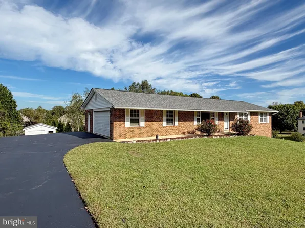 1135 Sheridan Dr, Owings, MD 20736